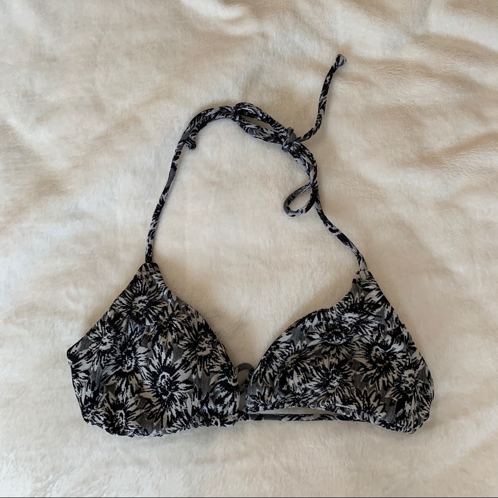 O’Neill Black and White Sunflower Bikini Top